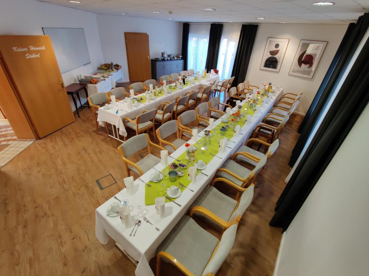 Hotel-Cafe Rathaus Bad Abbach Bagian luar foto