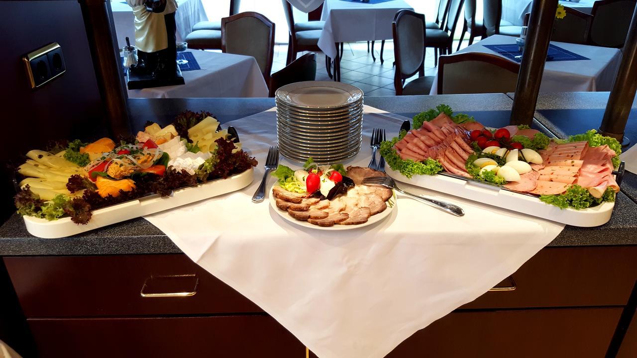Hotel-Cafe Rathaus Bad Abbach Bagian luar foto